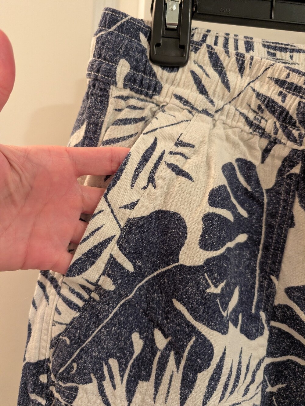 Nautica Palm Leaf Print Linen/Viscose Shorts - Picture 3 of 9